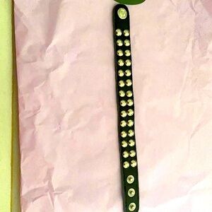 💥Metal round LEATHER studded bracelet UNISEX. ‼️FINAL PRICE‼️